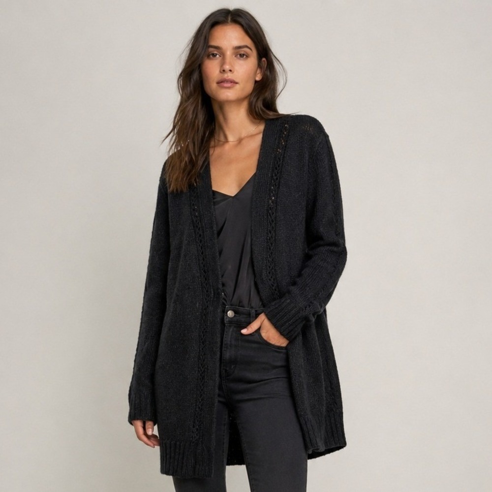 Elizabeth and James Black Heavyweight Longline Snap Cardigan Sweater Pockets